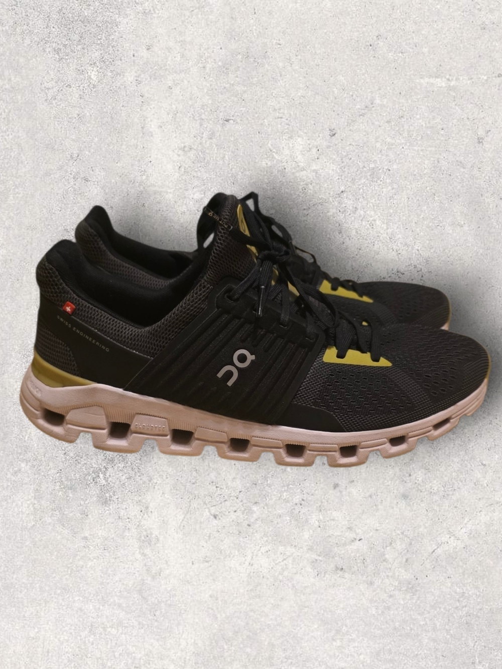 On Cloudswift  Men’s 9.5 Womens 11 Running Shoes Sneakers
